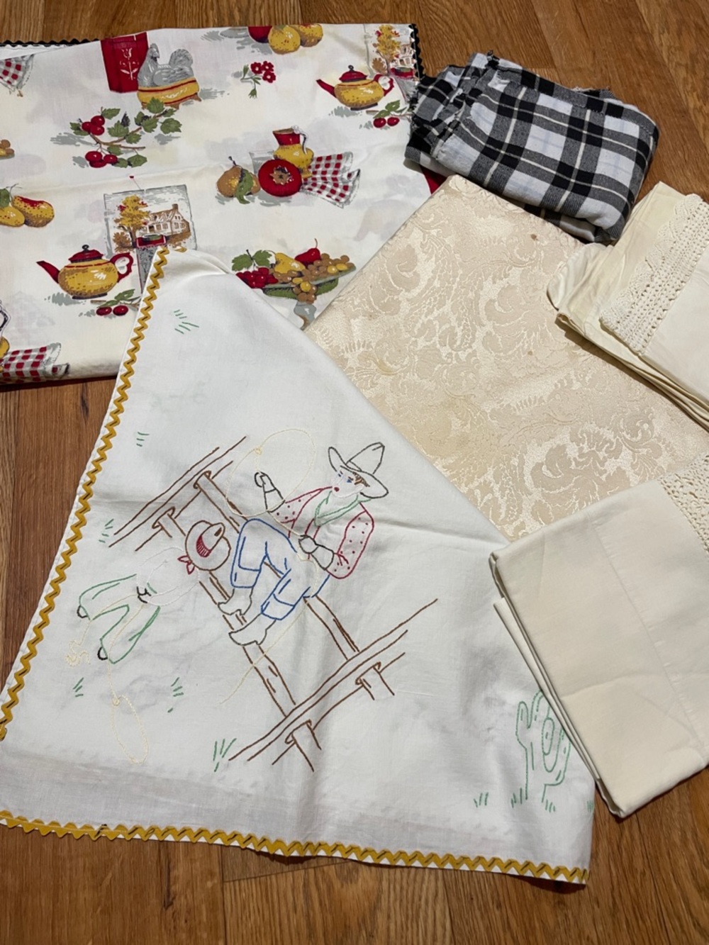 Vintage Mixed Lot of 8 Cutter Linens Denim Damask Embroidered